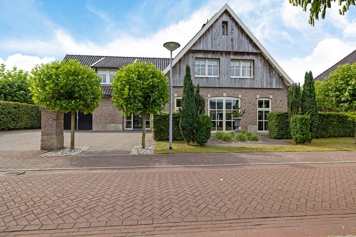 Photo 1 of Beekpunge 38