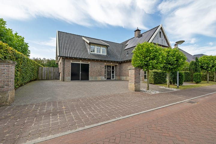 Photo 2 of Beekpunge 38