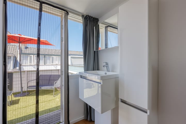 Foto 10 van IJmuidenstraat 39