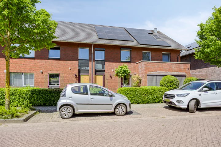 Photo 3 of Black Alicante 92