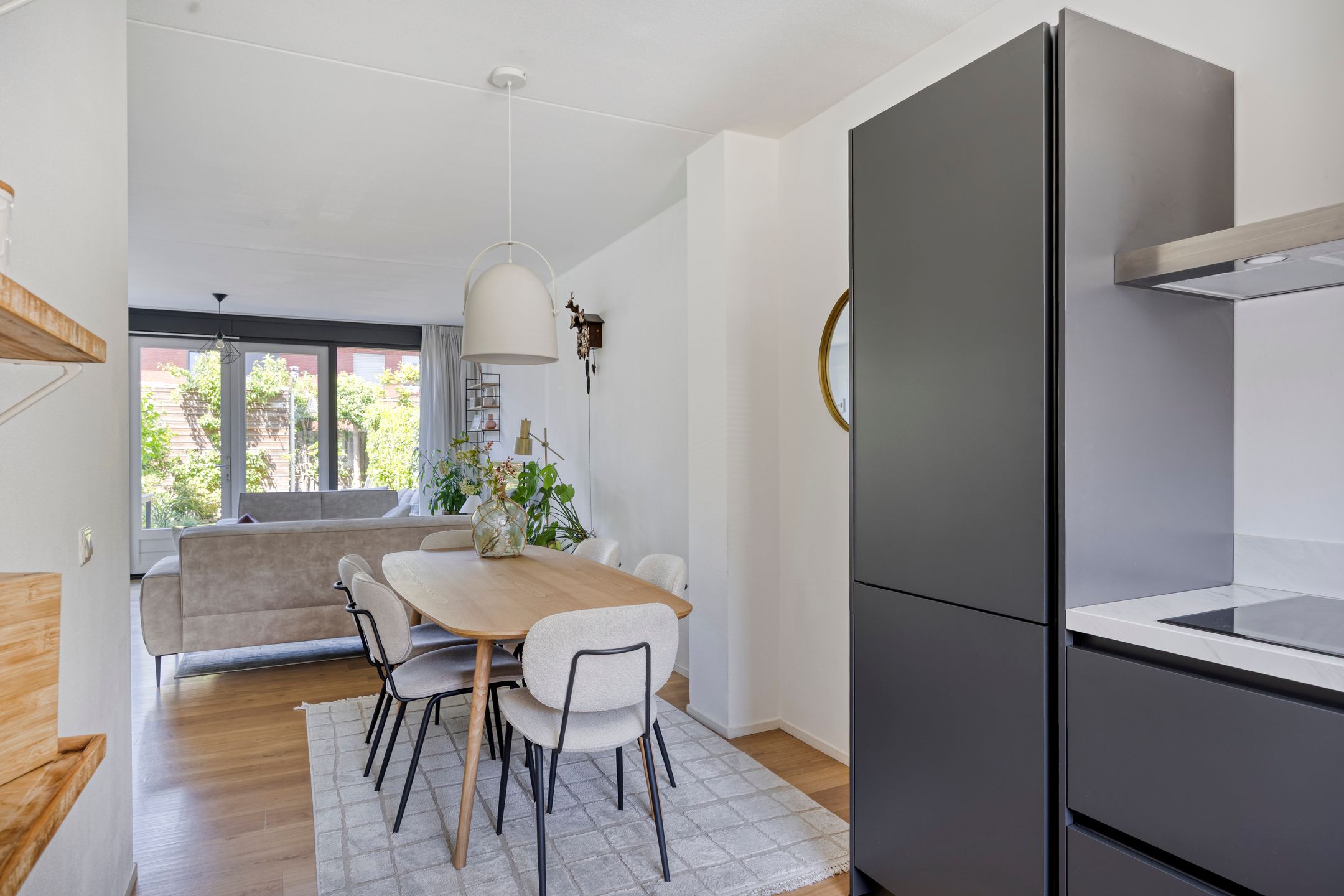 Foto 15 van Black Alicante 92