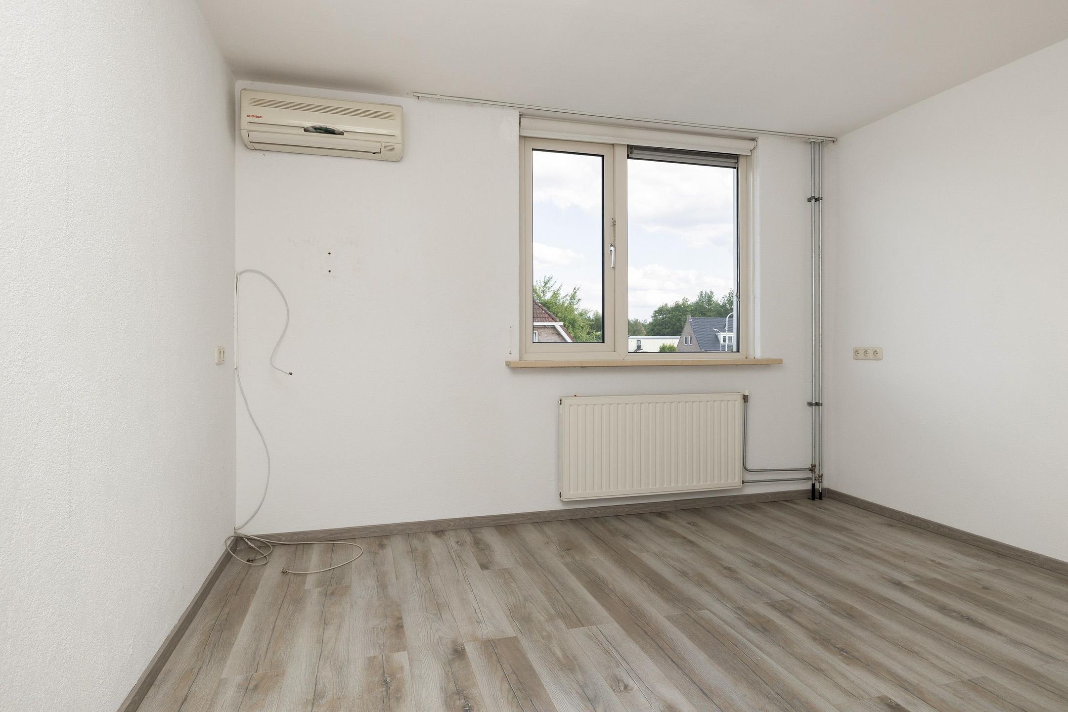 Photo 12 of van Leeuwenstraat 19