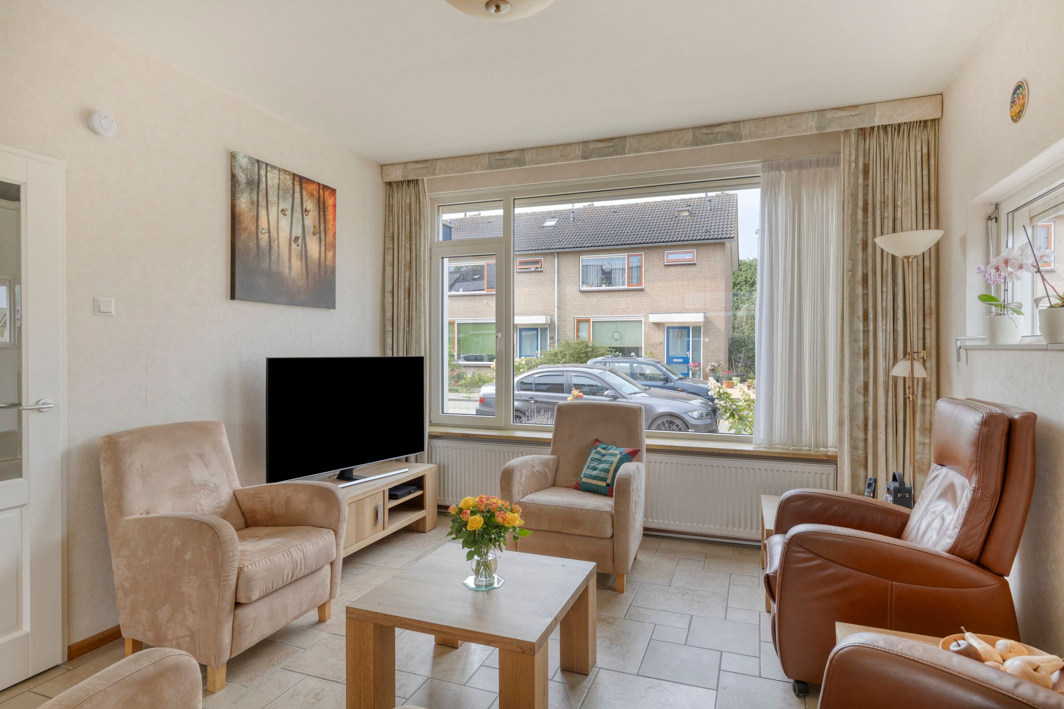 Photo 6 of Burgemeester Hermsenstraat 1