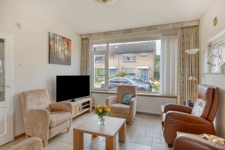 Foto 6 van Burgemeester Hermsenstraat 1