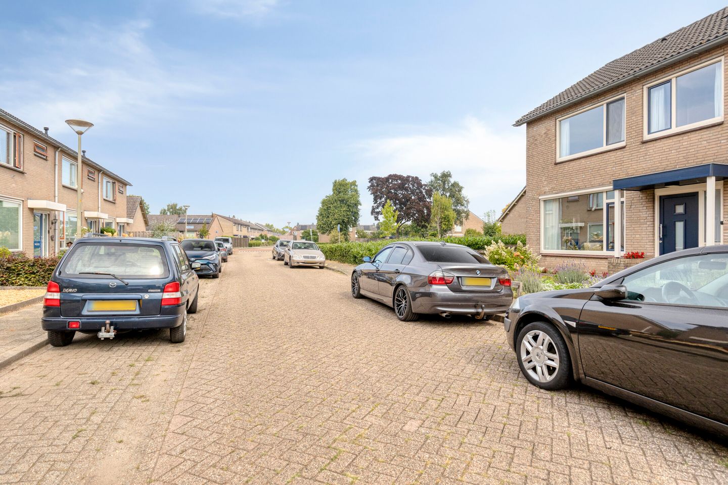 Photo 25 of Burgemeester Hermsenstraat 1