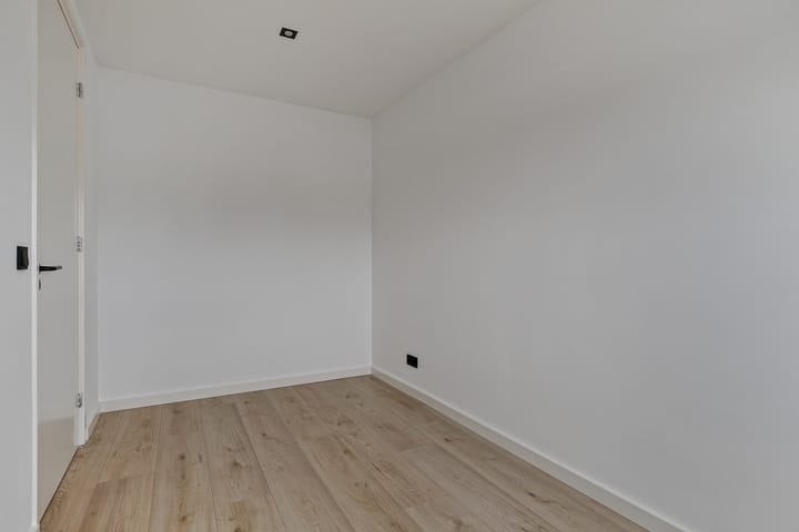 Foto 22 van Zuideinde 16-C