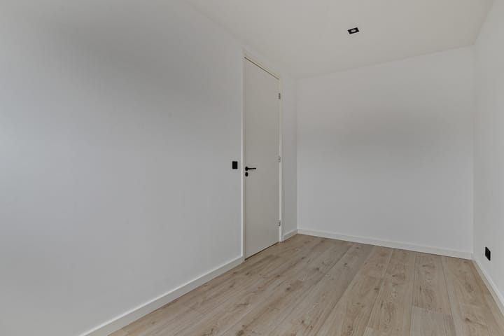 Foto 23 van Zuideinde 16-C