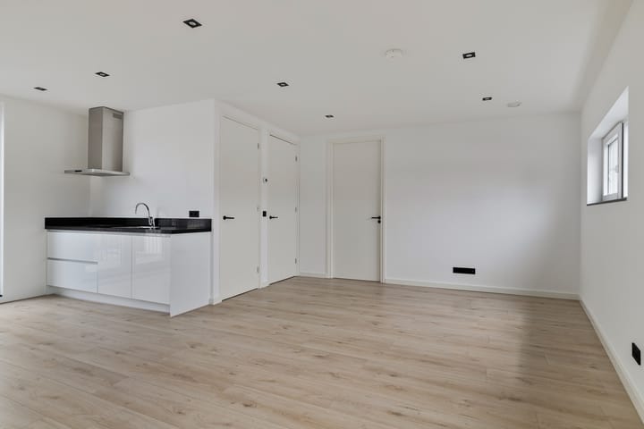 Foto 14 van Zuideinde 16-C