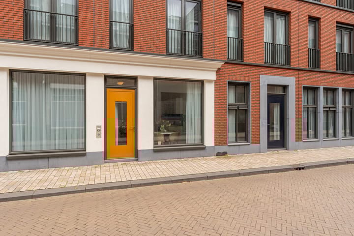 Photo 7 of Spoorlaan 450-02