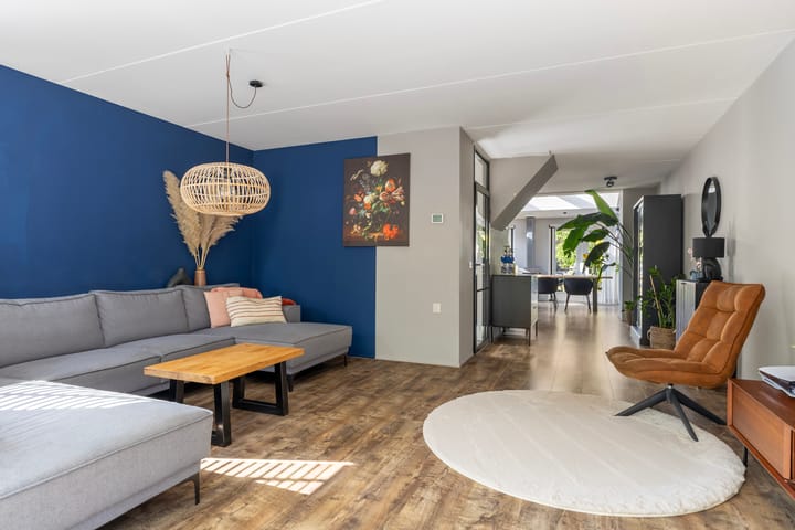 Photo 14 of Linebeamleane 16