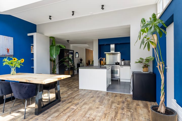 Photo 18 of Linebeamleane 16