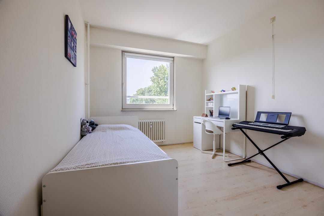 Photo 32 of Hongarenburg 100