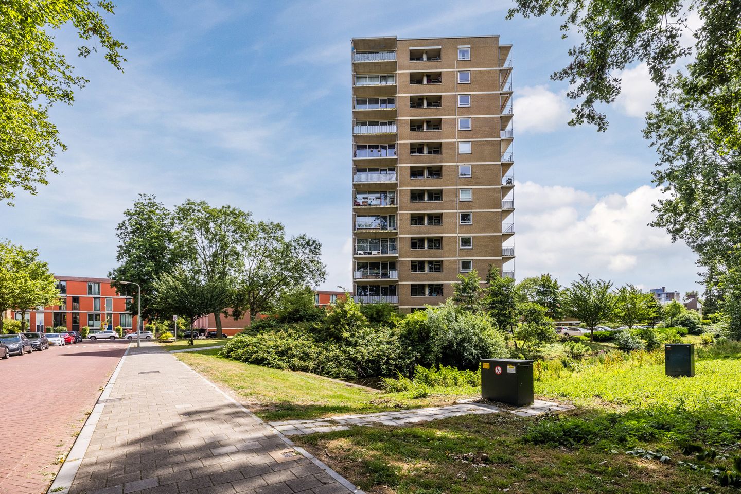 Photo 35 of Hongarenburg 100