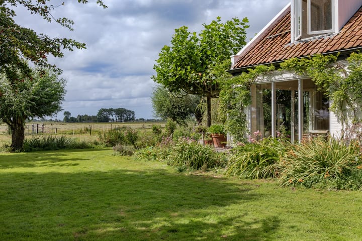 Photo 44 of IJsselmeerdijk 26