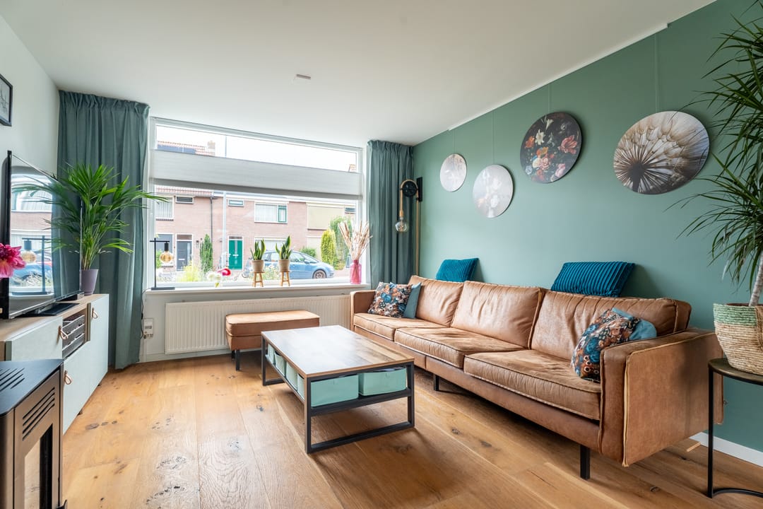 Photo 8 of Van Schendelstraat 18