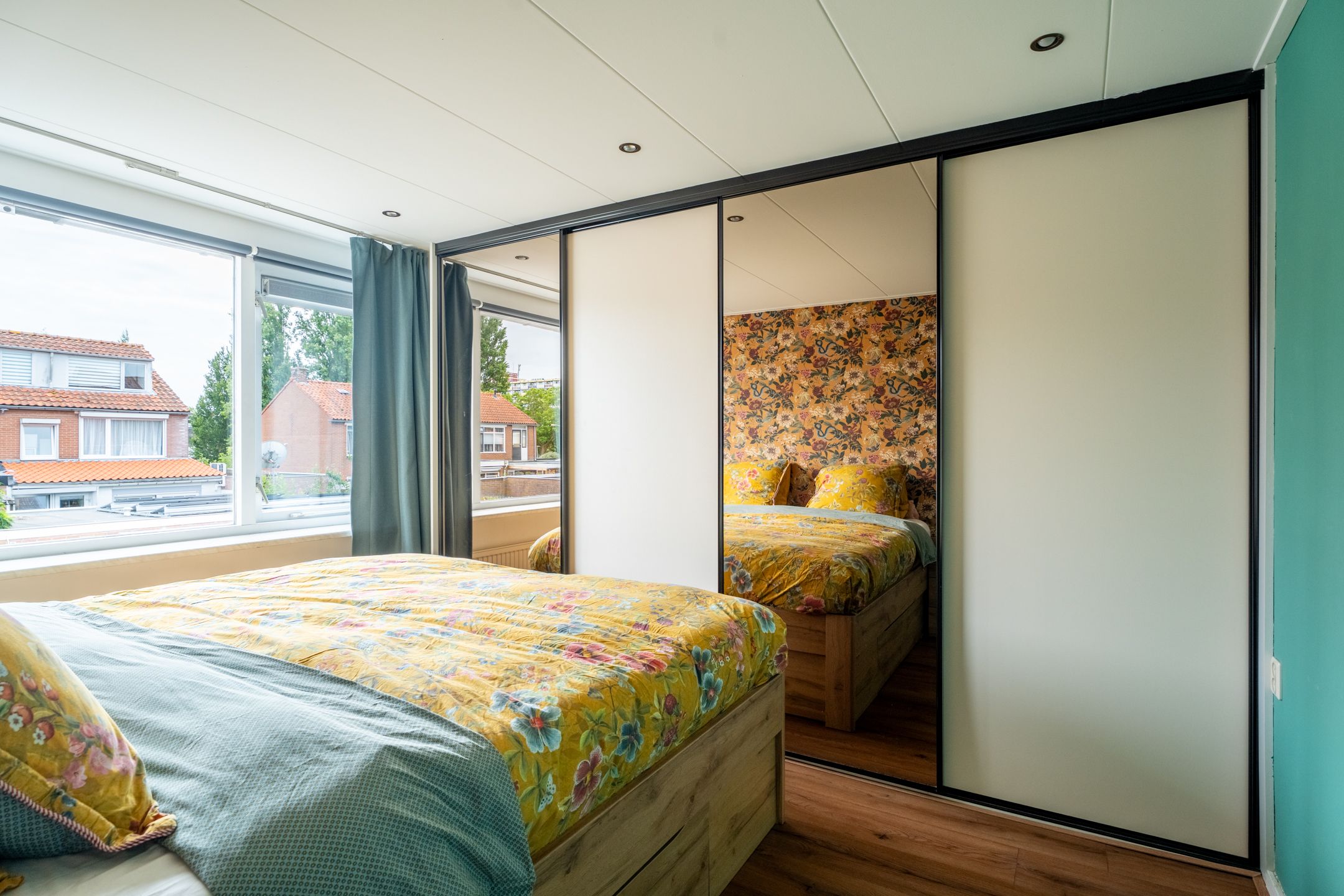 Photo 21 of Van Schendelstraat 18