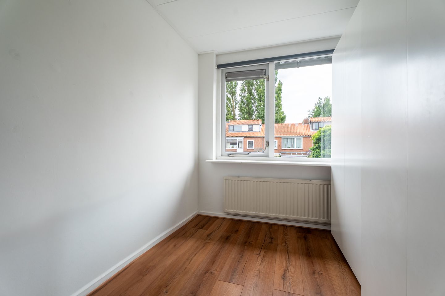 Photo 25 of Van Schendelstraat 18