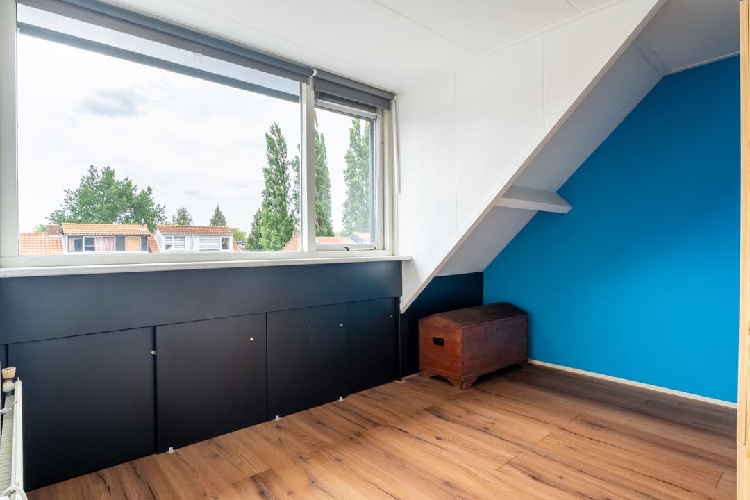 Photo 31 of Van Schendelstraat 18