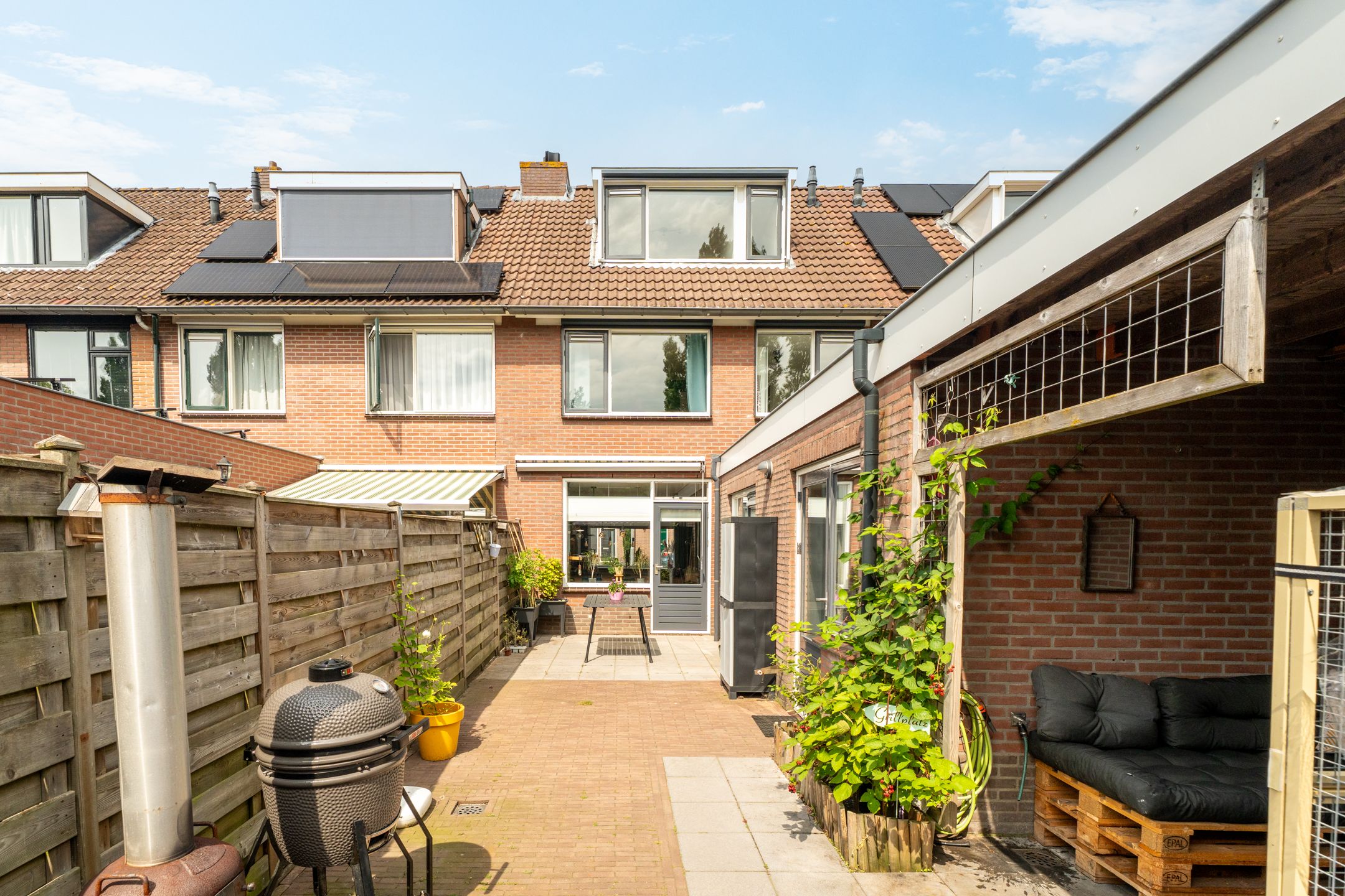 Photo 39 of Van Schendelstraat 18