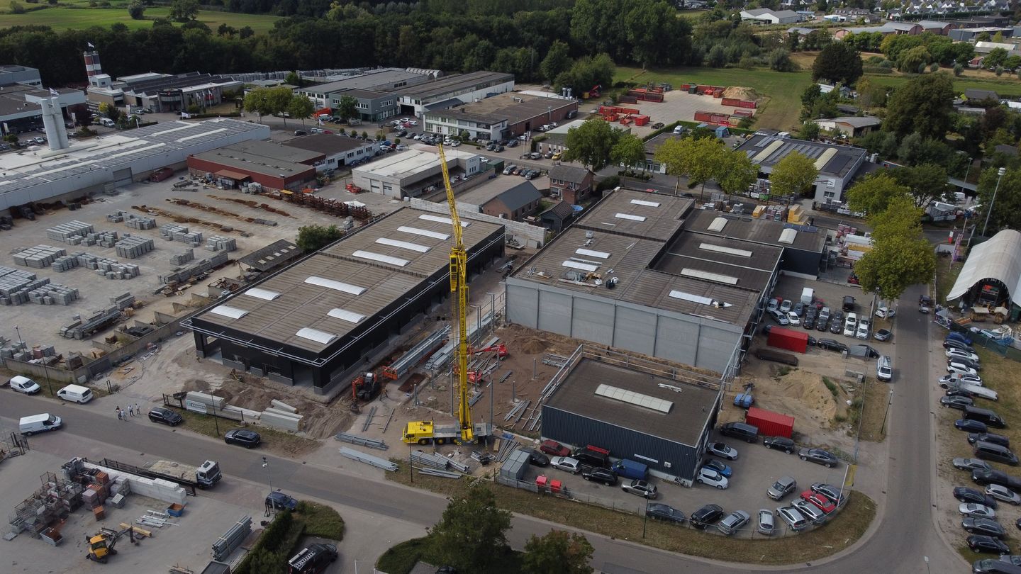 Bekijk foto 5 van Industrieweg