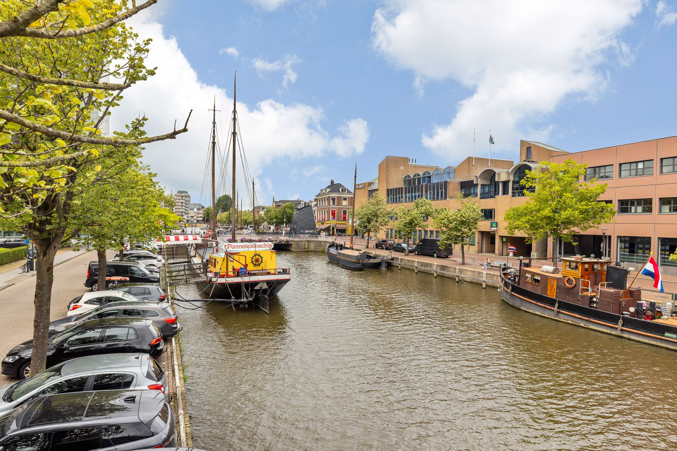 Photo 6 of Zuiderstraat 26