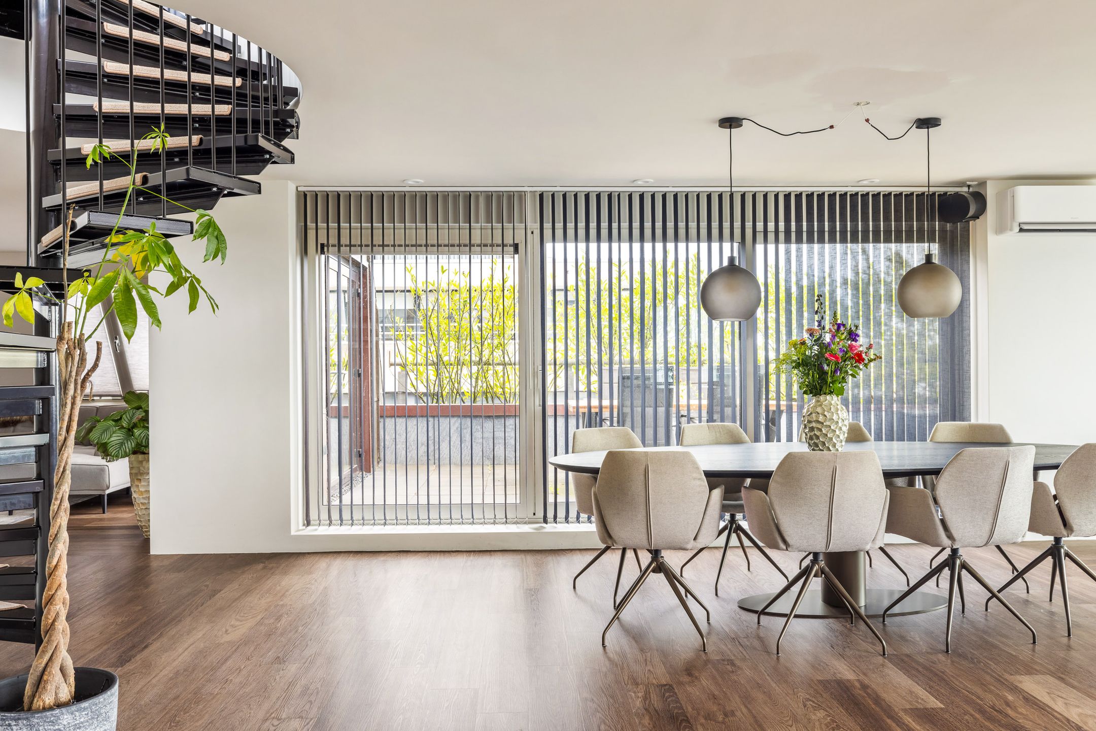 Photo 21 of Zuiderstraat 26