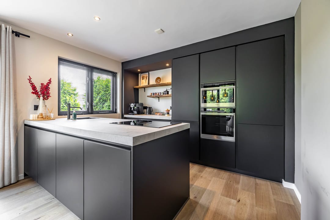 Photo 32 of Vogelwikke 7