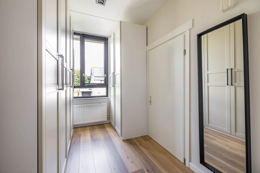 Photo 43 of Vogelwikke 7