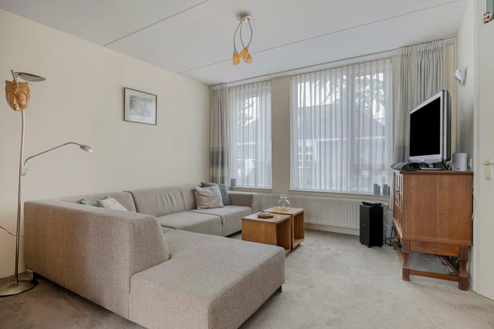 Photo 12 of Willem Sengershof 16