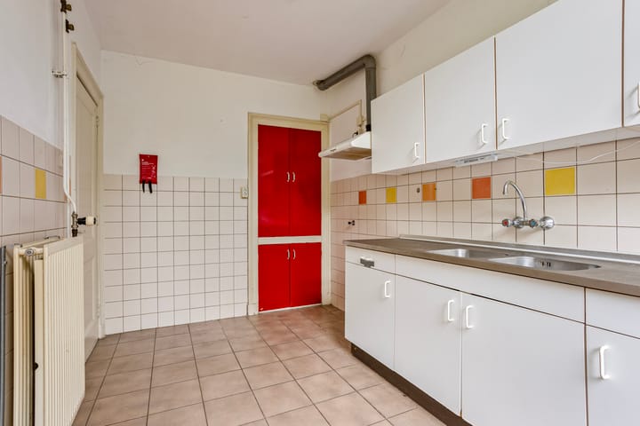 Foto 11 van St. Annastraat 273