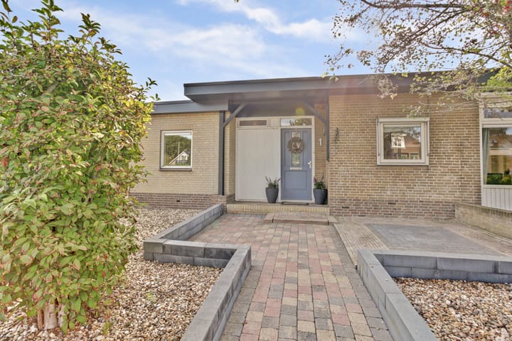 Foto 43 van Marsweg 1