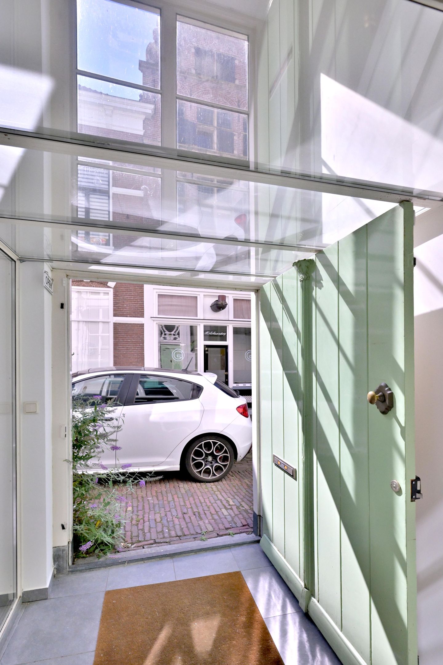 Bekijk foto 5 van Menstraat 17
