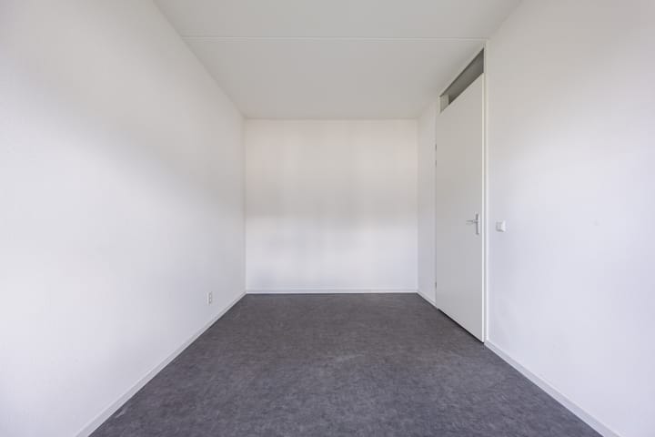 Photo 19 of Piet Bartenstraat 10