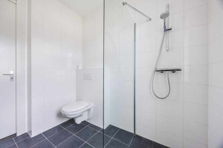 Photo 25 of Piet Bartenstraat 10