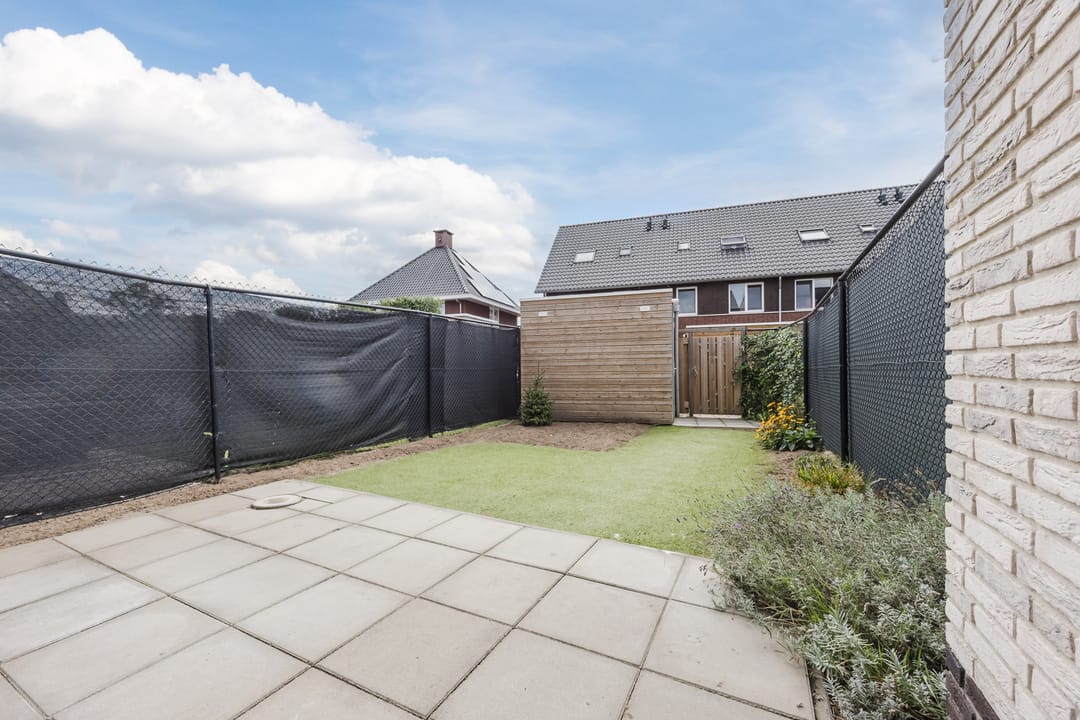 Foto 28 van Piet Bartenstraat 10