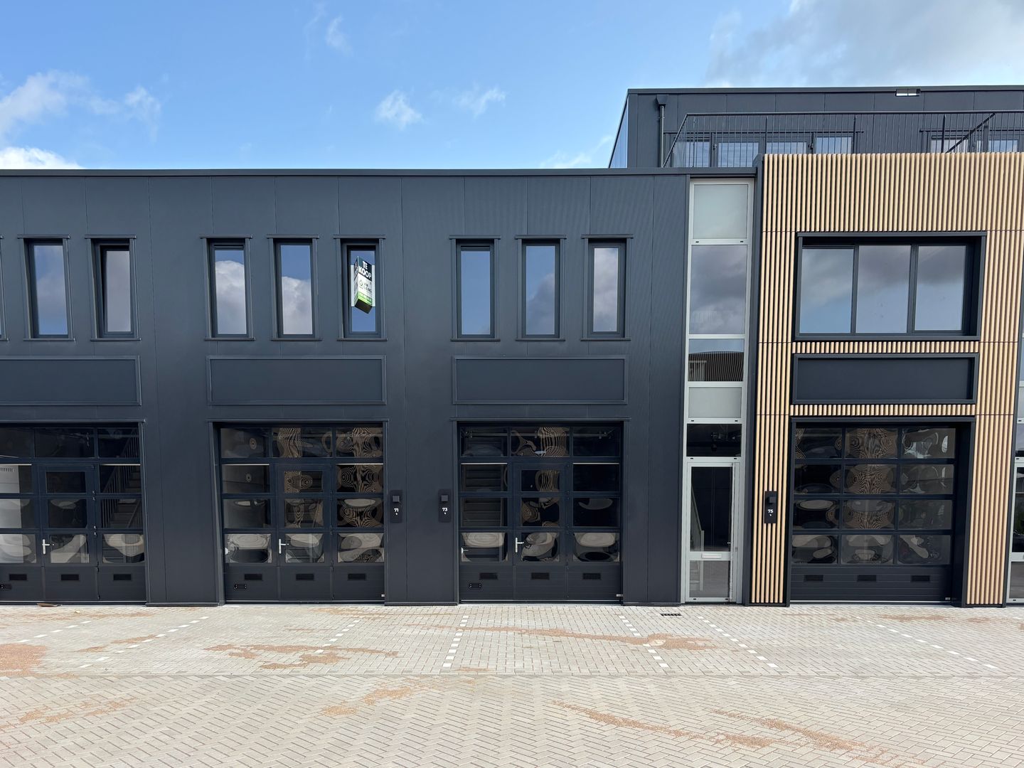 Bekijk foto 1 van Afmijnstraat 73