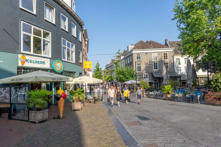 Foto 29 van Houtstraat 7