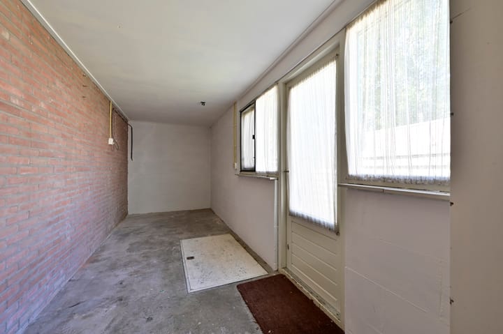 Foto 9 van Topaas 13