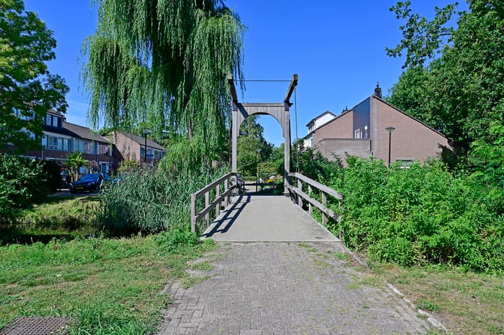 Foto 26 van Topaas 13