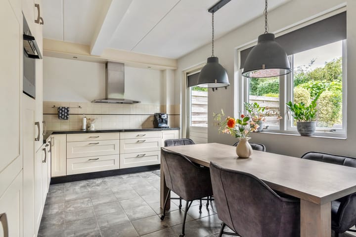 Foto 11 van Vondellaan 51