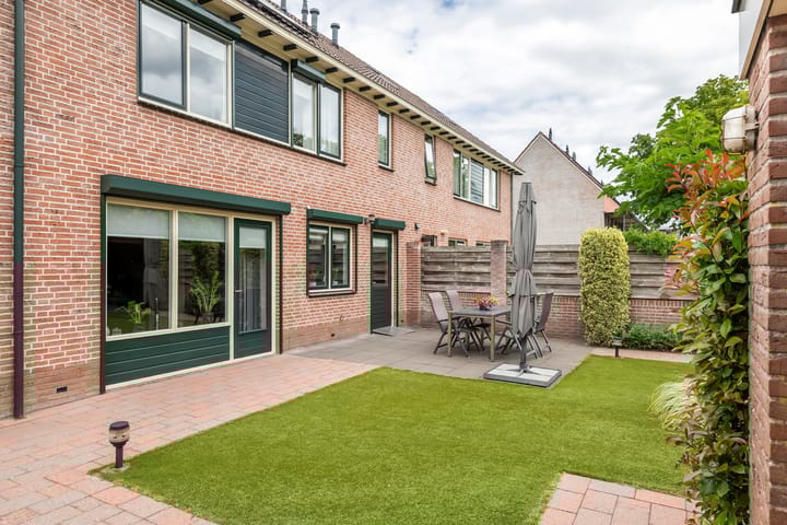 Foto 17 van Vondellaan 51