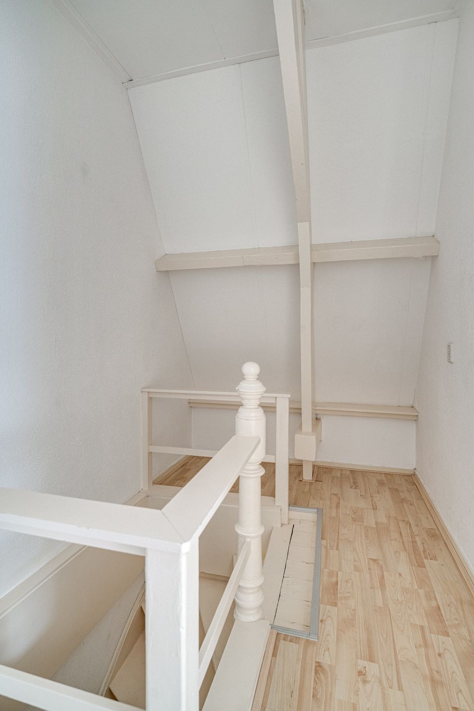 Foto 54 van Emmastraat 56-3