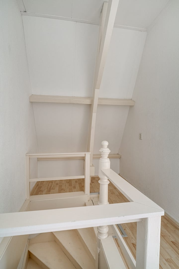 Foto 55 van Emmastraat 56-3