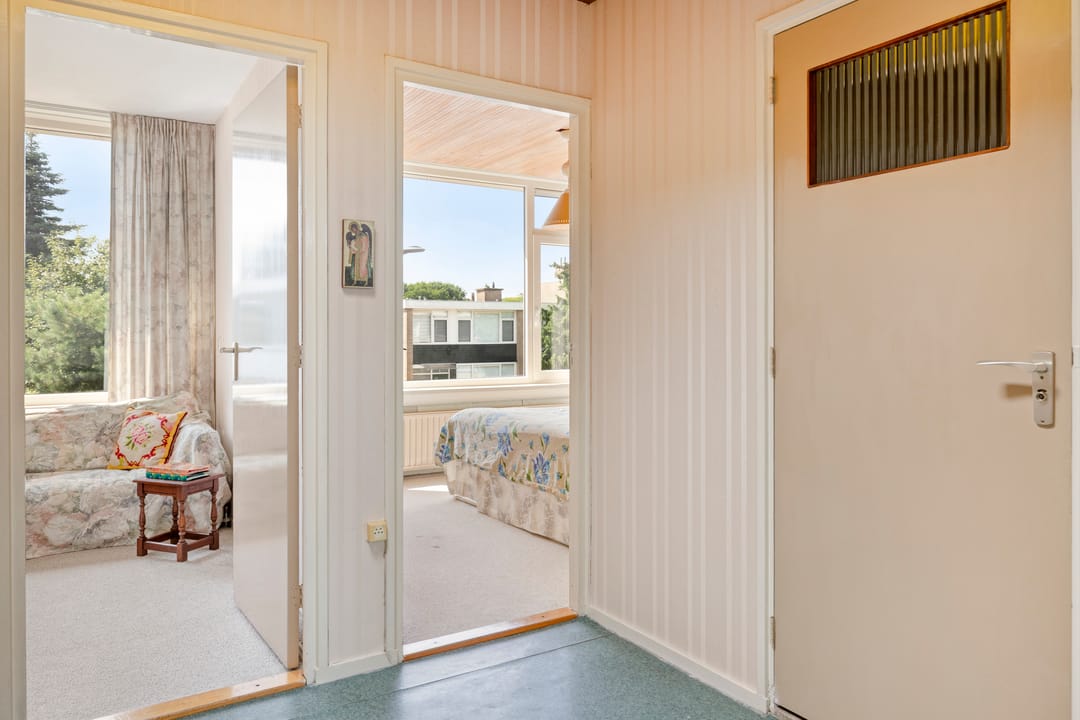 Photo 16 of Valkreek 146