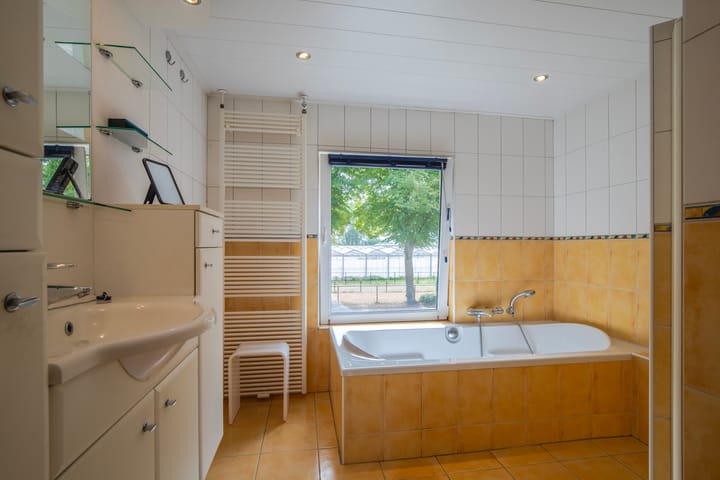 Foto 23 van Loostraat 44-A