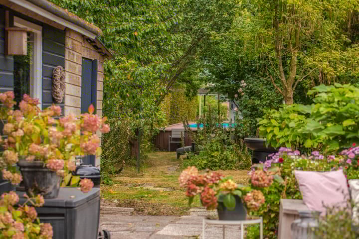 Foto 36 van Loostraat 44-A