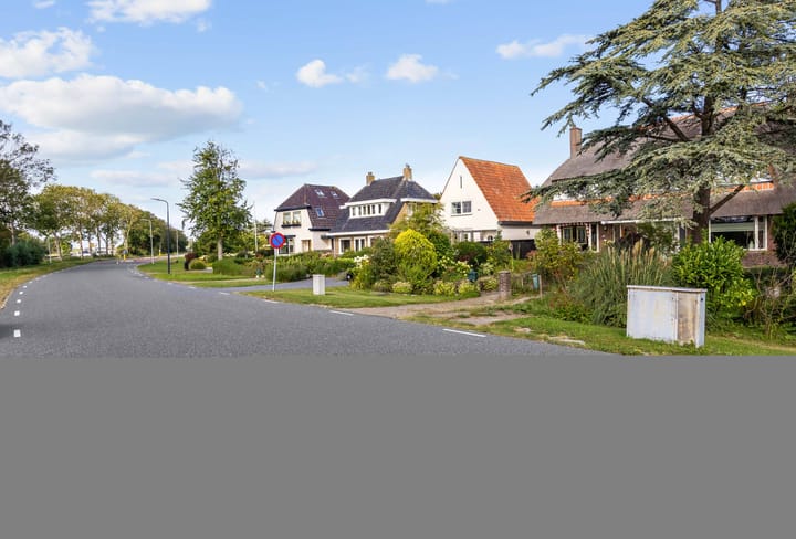 Photo 14 of Harlingerstraatweg 64