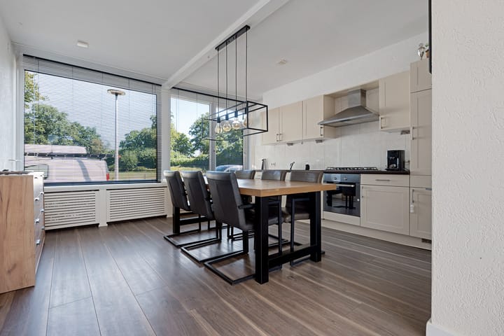 Foto 8 van Camphuysenstraat 12