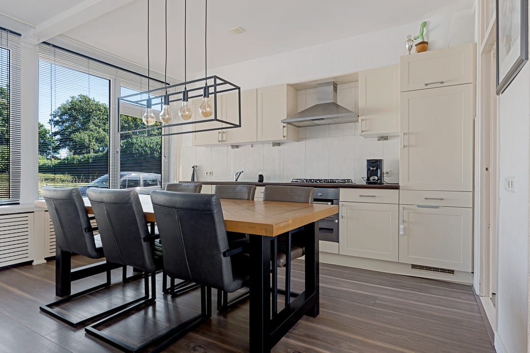 Foto 11 van Camphuysenstraat 12