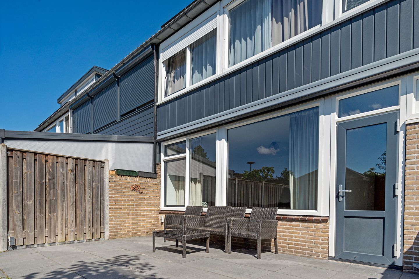 Foto 35 van Camphuysenstraat 12